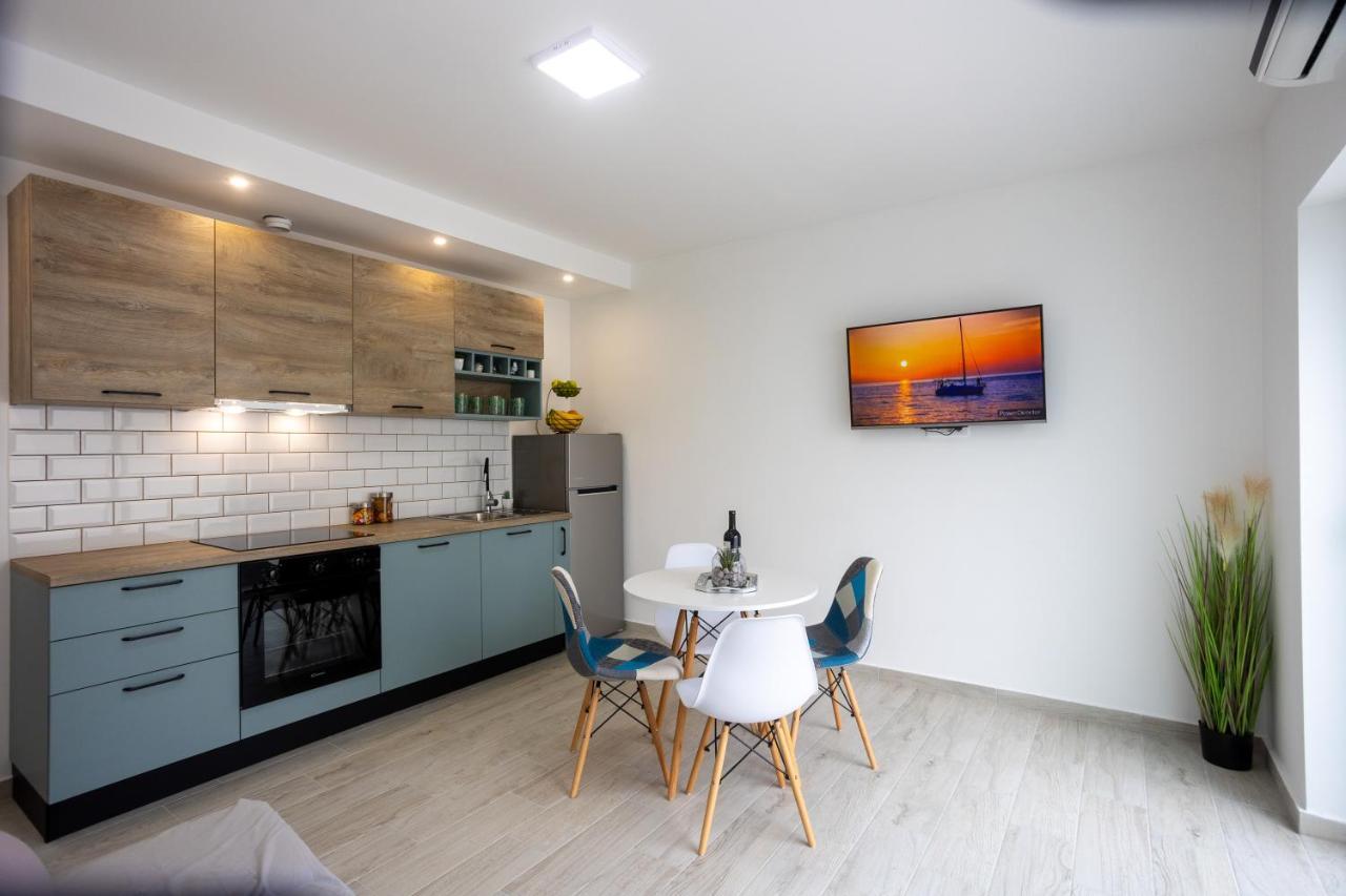 Luxury Apartments Love Kaštela Zewnętrze zdjęcie